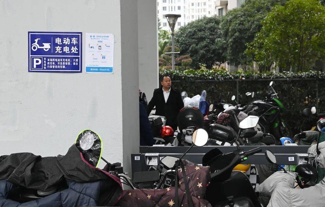 党建网 :2023管家婆精准一肖一码-温州晋城自行车停车棚  第6张